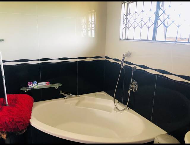 4 BEDROOM FREESTANDING FOR SALE IN MARBURG